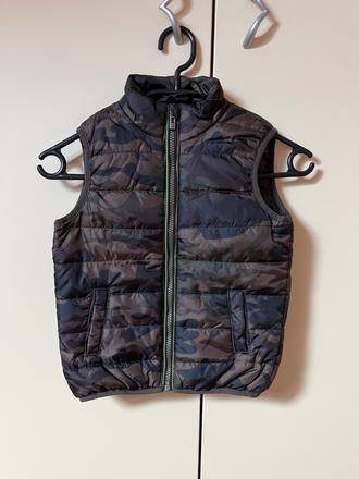 Chlapčenská vesta 104/110, 104