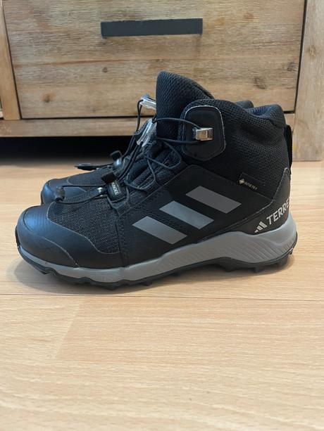 Detské outdoorové topánky adidas terrex mid gtx v., adidas,33