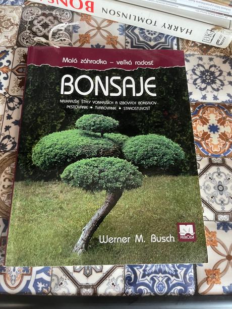 Knihy a casopisy bonsaj, 