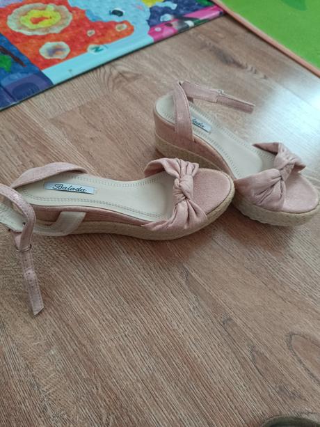 Dámske sandále, 39