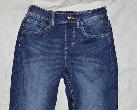 Rifle so srdiečkovým gombíkom, h&m,116