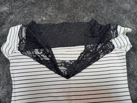 Krasne tricko s cipkou v.36, 36