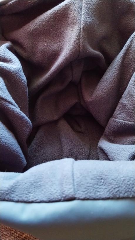 Nohavice do dazda, 122