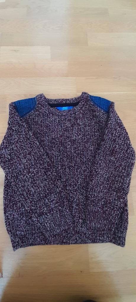 Sveter rebel, rebel,122