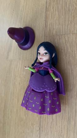 Lucinda z princezná sofia, 