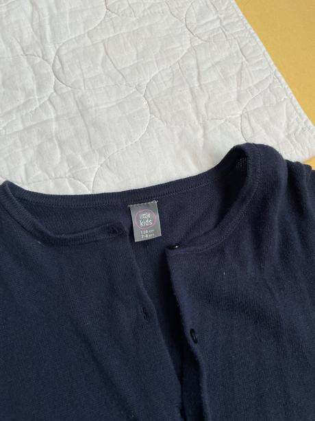 Svetrik so srdiečkami, girl2girl,128