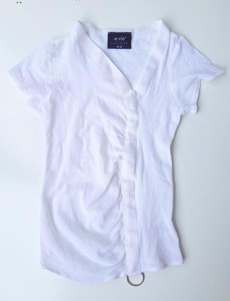 Priesvitné tričko, 146