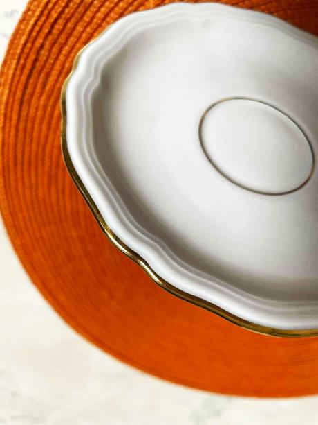 Jemná šálka na kávu s tanierikom, 