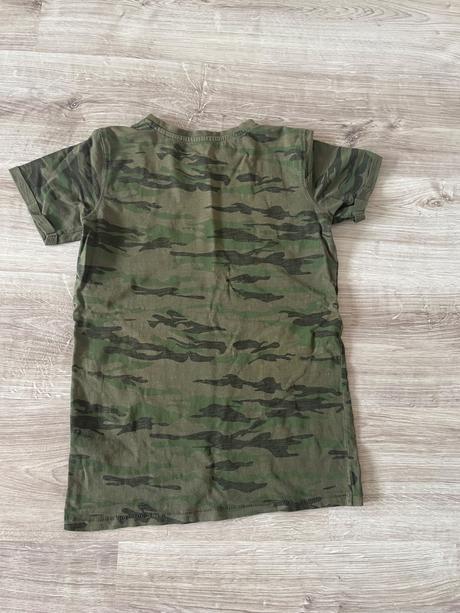 Maskáčové tričko, chapter young,158