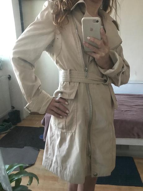 Príjemný kabát, s