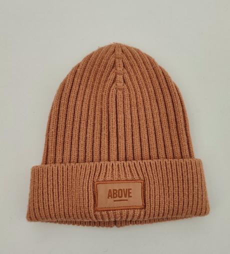 Čiapočka reserved, reserved,74