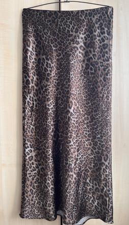 Midi sukňa zo saténu, tezenis,m