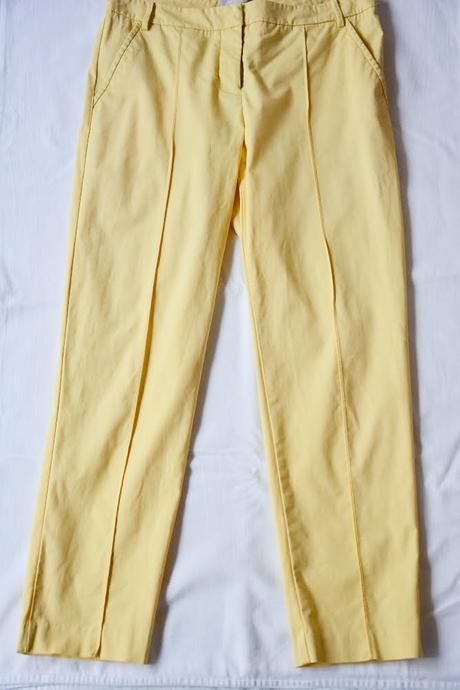 Prémiové žlté chino nohavice stefanel, 38