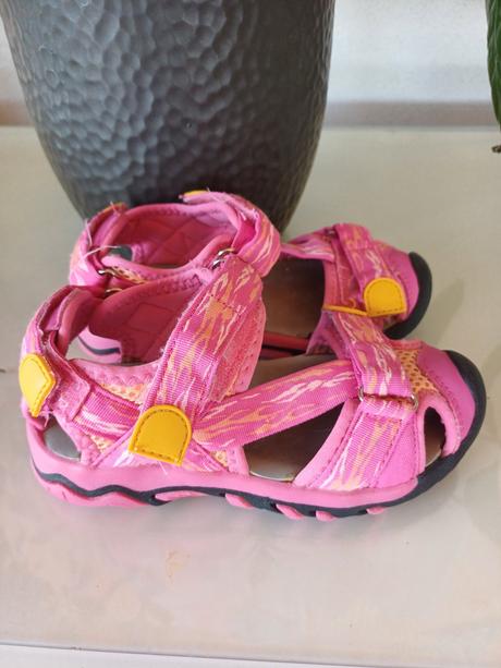 Sportové sandálky, 29