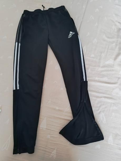 Adidas tepláky cena s poštou, adidas,164