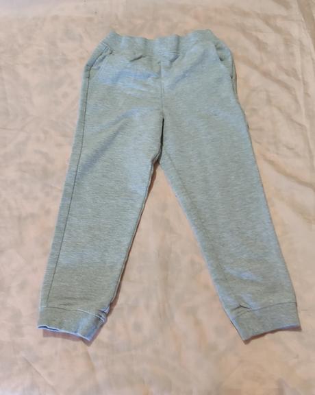 Tepláčiky 110, 110