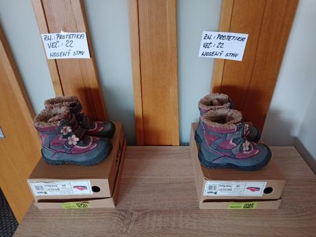 Dievčenské zimné topánky zn.protetika veľ.22, 22