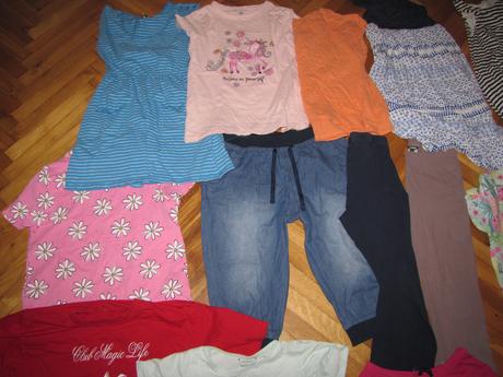 Balík prevažne letného oblečenia, xs