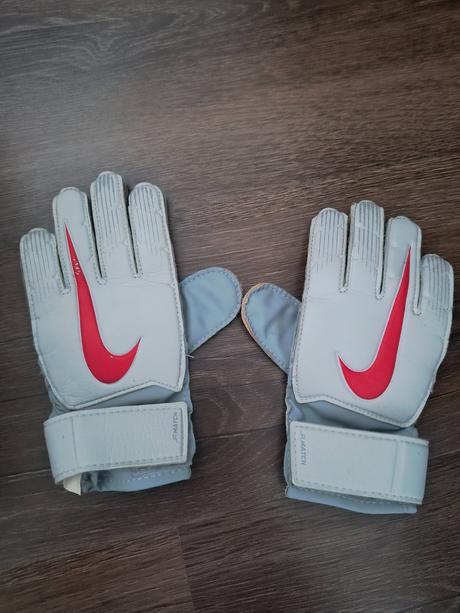 Futbal brankárske rukavice,