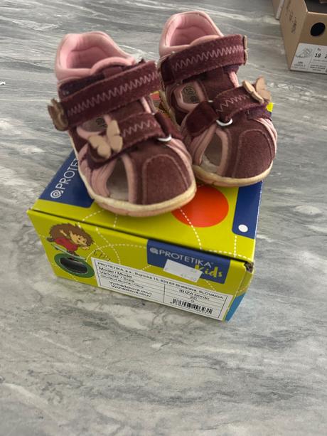 Topánočky a papučky, rak,<17