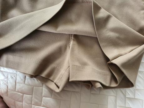 Sukno-šortky 158-164, zara,158