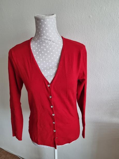 Červený elastický svetrík 38, 38