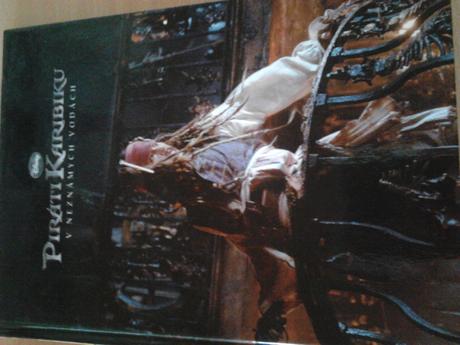 Walt disney - piráti karibiku v neznámych vodách,