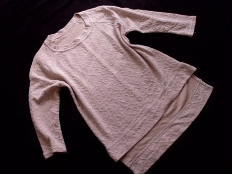 Béžovo-hnedé tričko s-m, s