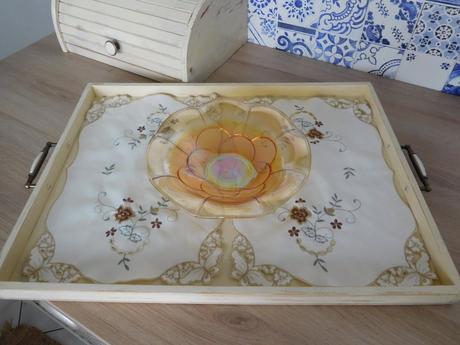 Drevená polica retro,, 