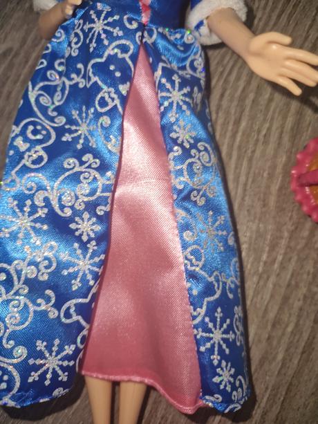 Babika ako barbie popoluska vianocna,