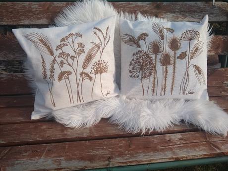 Maľované vankúše plné lúky, 