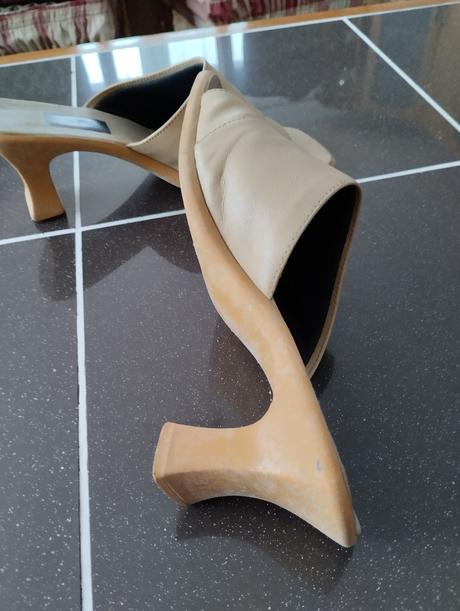 Šľapky na podpätku, 37