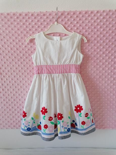 Saty s kvetmi a spodnickou, early days,86