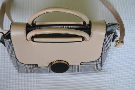 Kabelka púdrovo-kockovaná, do ruky aj crossbody, 