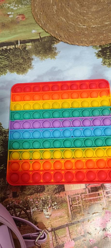 Ruksak popit a popit hra, 