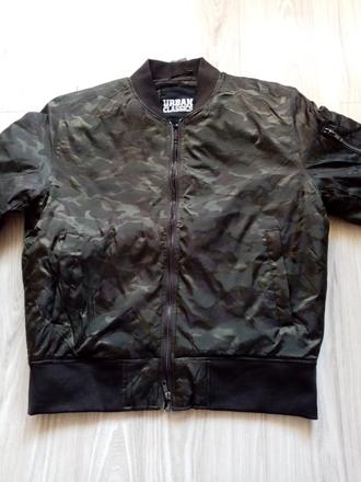 Bomberka, xl
