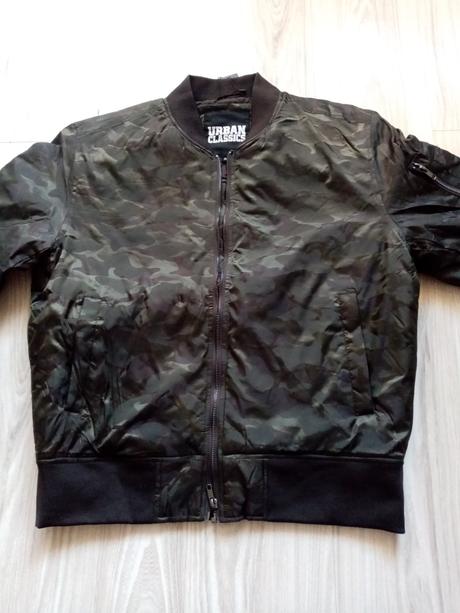 Bomberka, xl