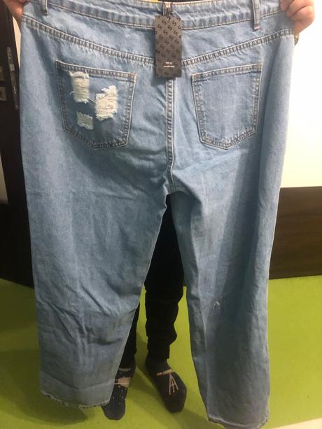 Nádherne roztrhane rifle, xxl