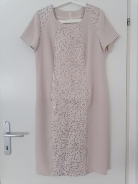 Šaty so sakom pre svadobnú mamu, 44