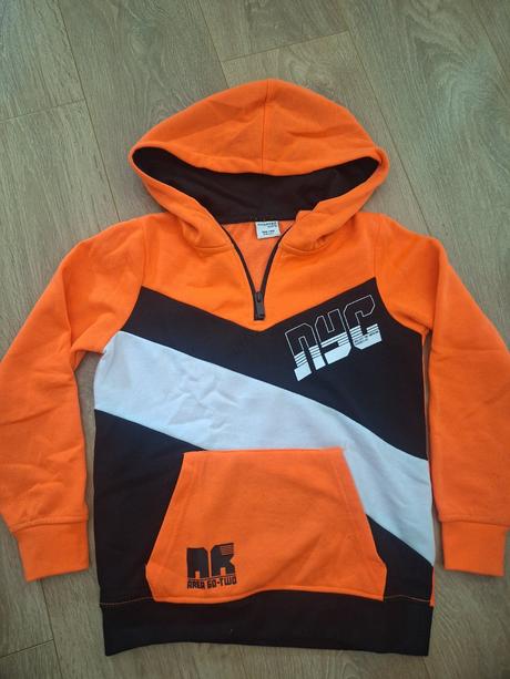 Mikina, chapter young,134