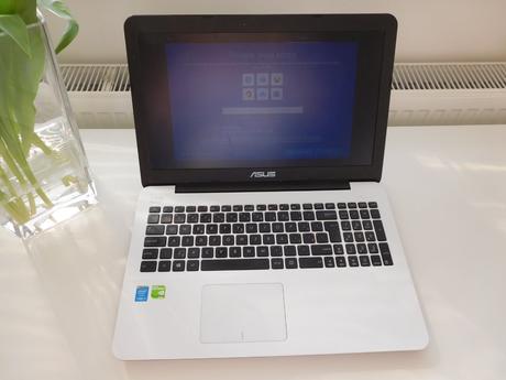 Notebook asus x555l, plne funkčný s nabíjačkou, asus