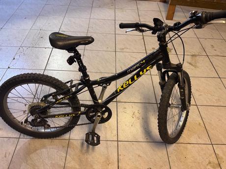 Detsky bicykel, kellys,20