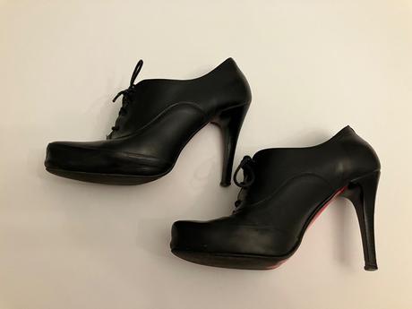 Topánky na vysokom opätku, 37