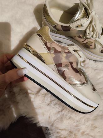 Tenisky guess, guess,40