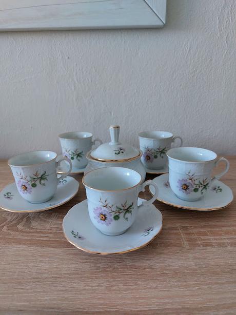 Karlovarsky porcelan - mokka salocky, 