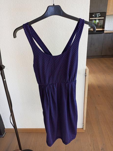 Pletené šaty s vreckami, xs