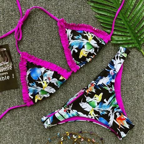 Bikiny s volanom, l / m / s