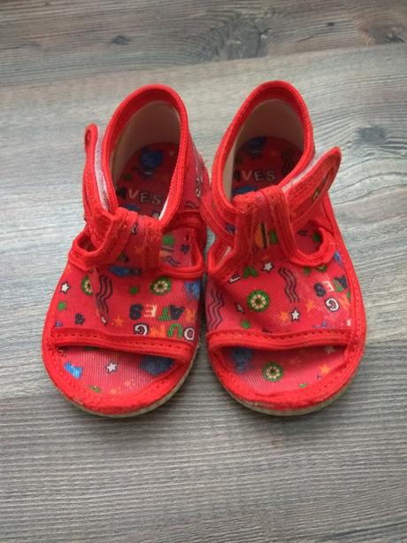 Papuče veľkosť 20, rak,20