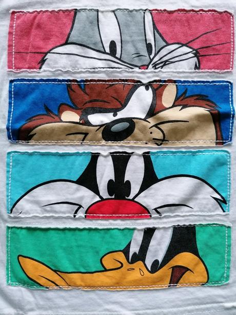 Letné tričká, 104