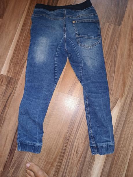 Chlapčenské rifle aj s obyc.postovnym, 128